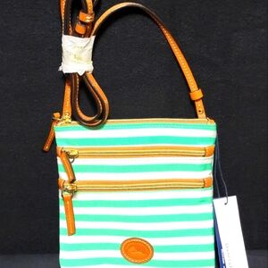 NEW WITH TAGS!!! Dooney & Bourke Green Striped Crossbody Bag P196‎